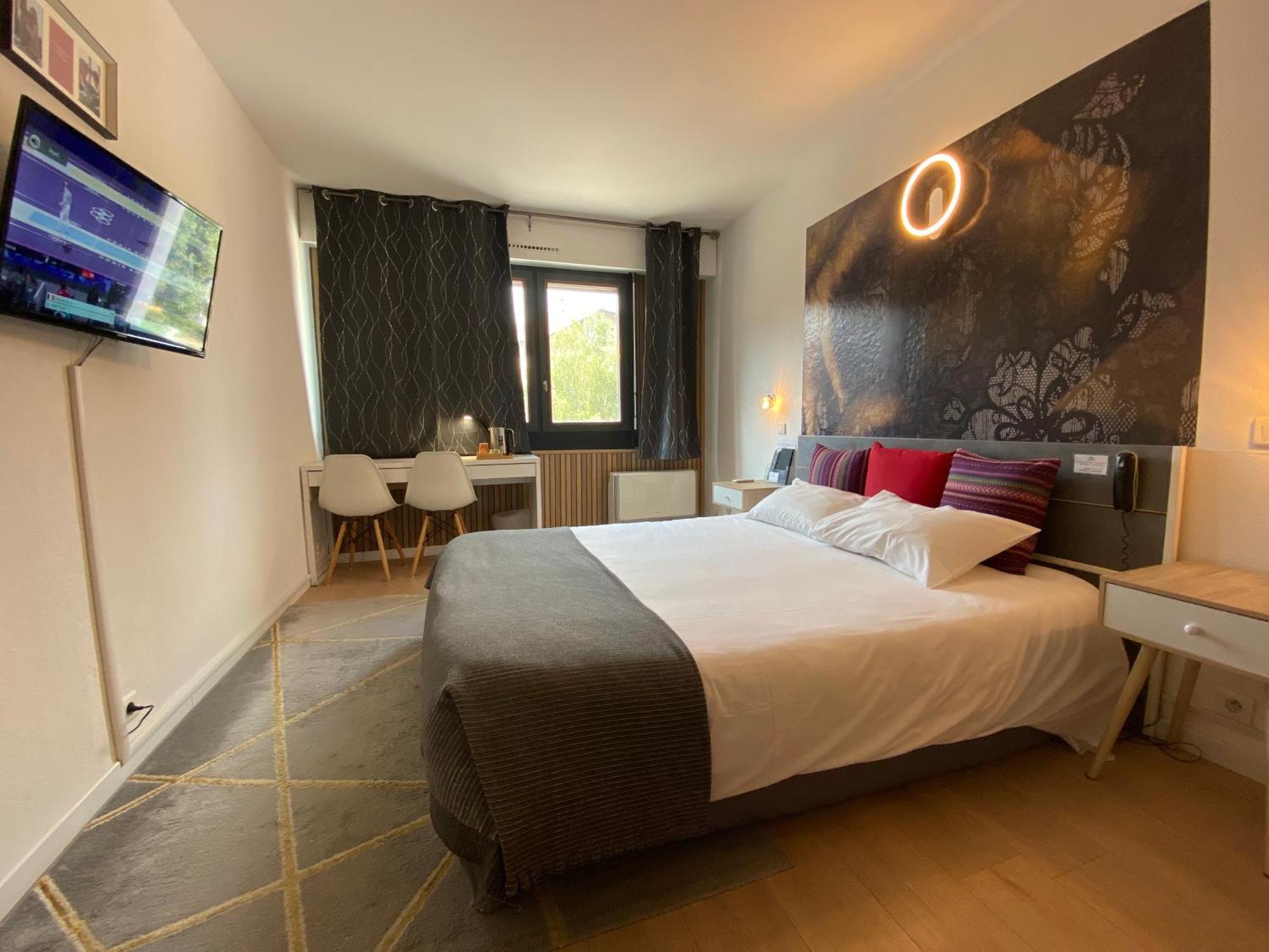Savoie Hotel Aux Portes De Geneve Saint-Julien-en-Genevois Dış mekan fotoğraf