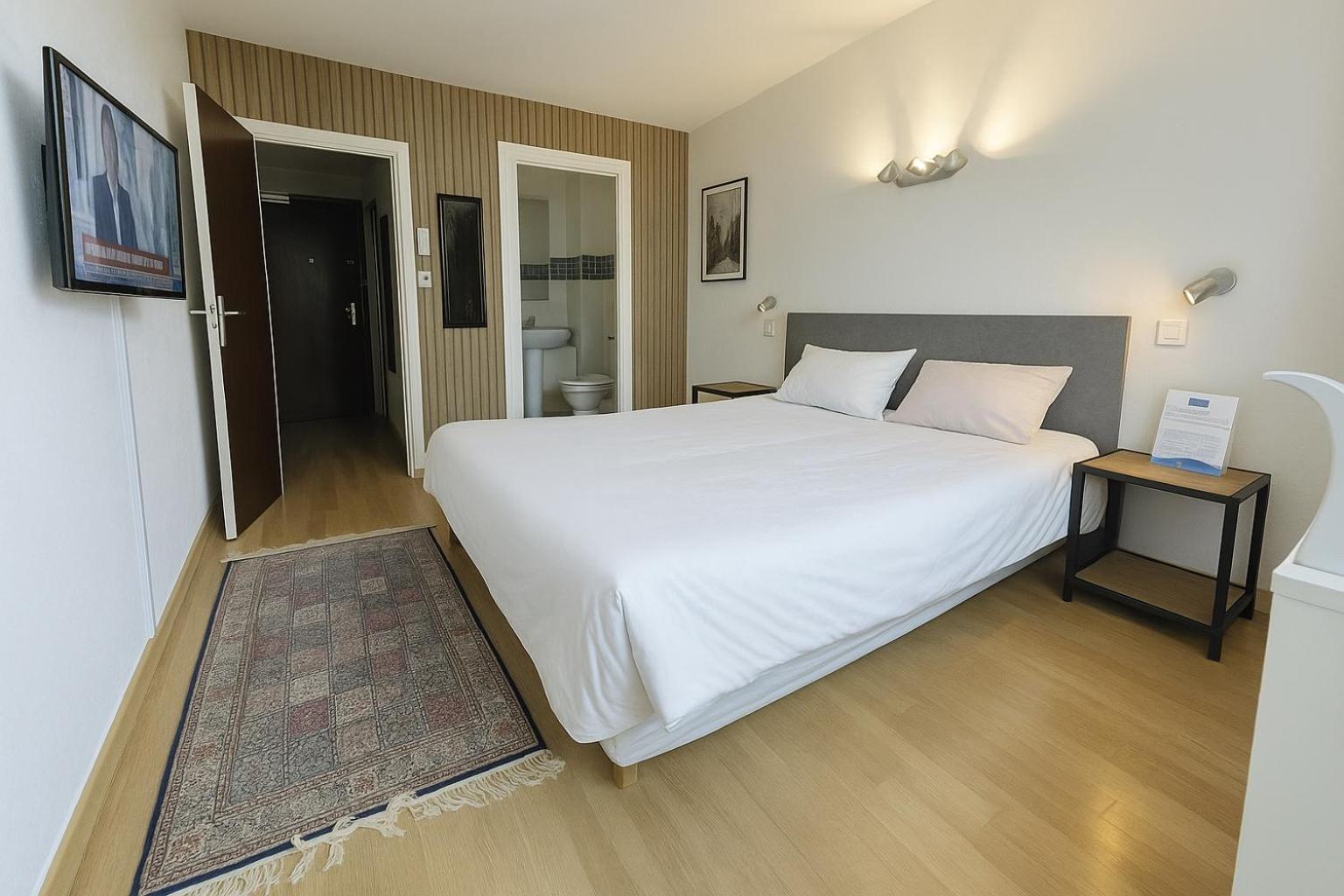 Savoie Hotel Aux Portes De Geneve Saint-Julien-en-Genevois Dış mekan fotoğraf